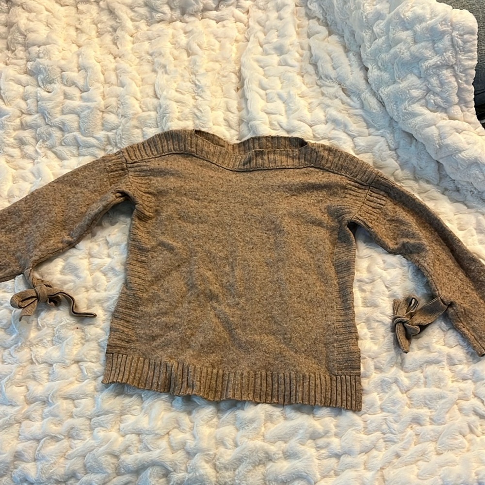 Excellent,like new condition. Never worn.